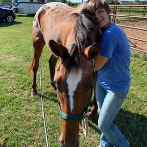 Meet your Posher, Leann